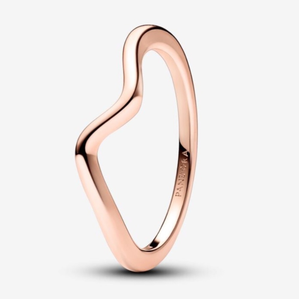 Polished Wave Ring in Rose Gold